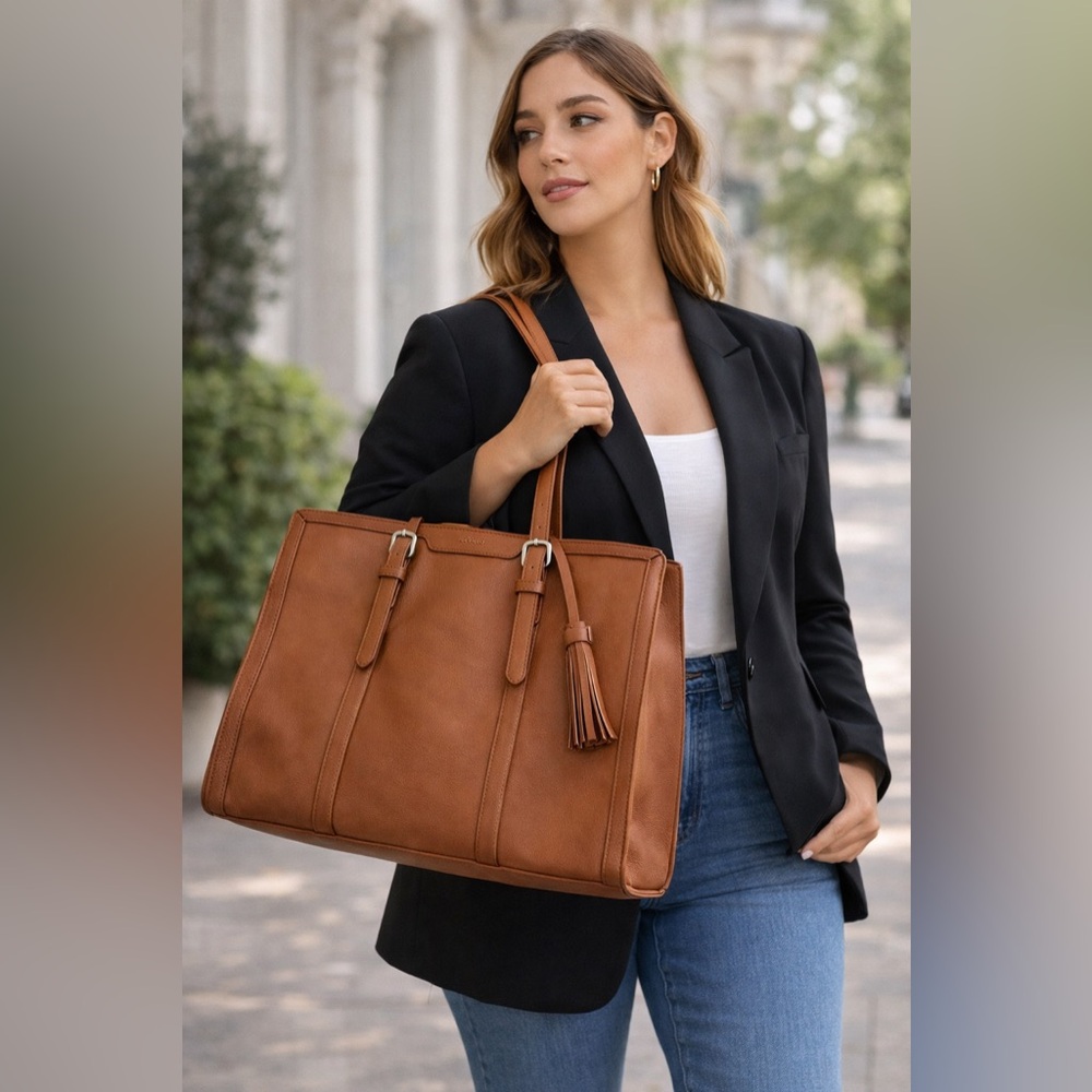Elegant Tan Faux Leather Tote Bag - Picture 1 of 9